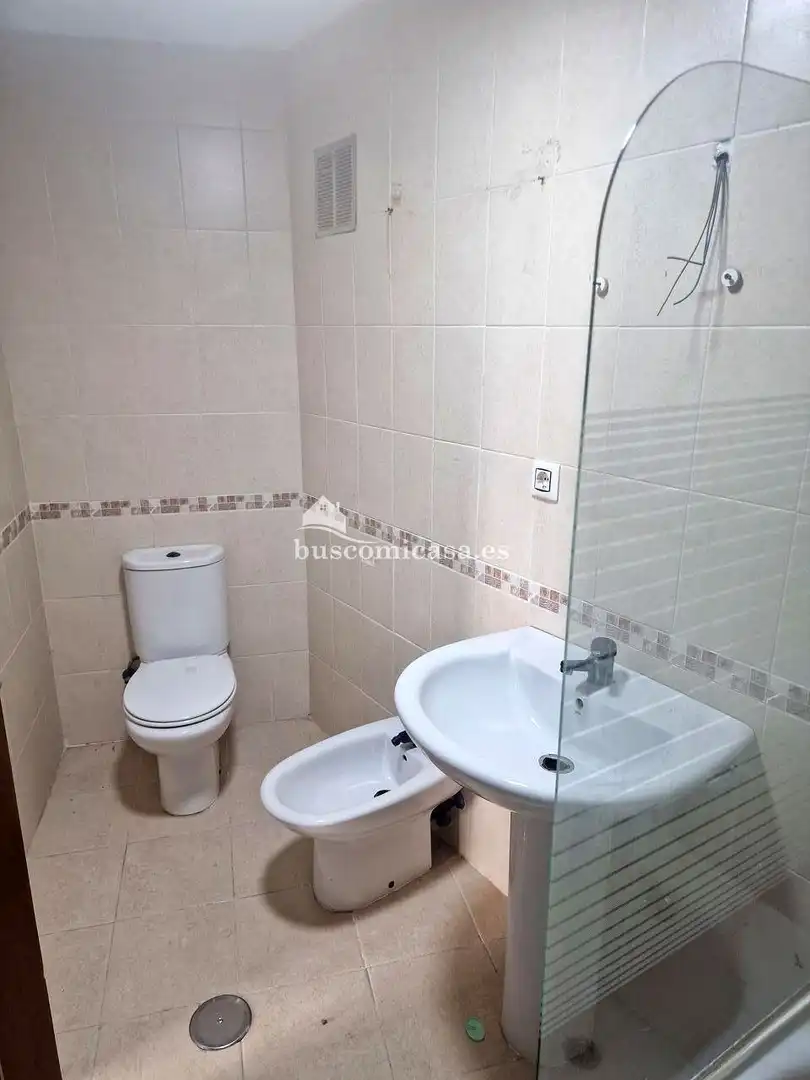 Badezimmer von Maisonette zum Verkauf in Torredonjimeno mit Terrasse und Gemeinschaftspool
