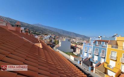 Vista exterior de Casa o xalet en venda en La Orotava amb Terrassa