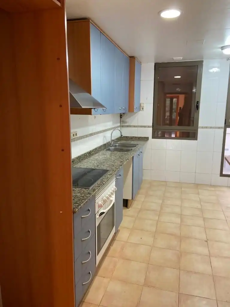 Küche von Wohnung zur Miete in Valencia mit Klimaanlage, Heizung und Terrasse