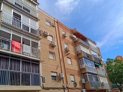 Exterior view of Flat for sale in Dos Hermanas  with Terrace and Balcony