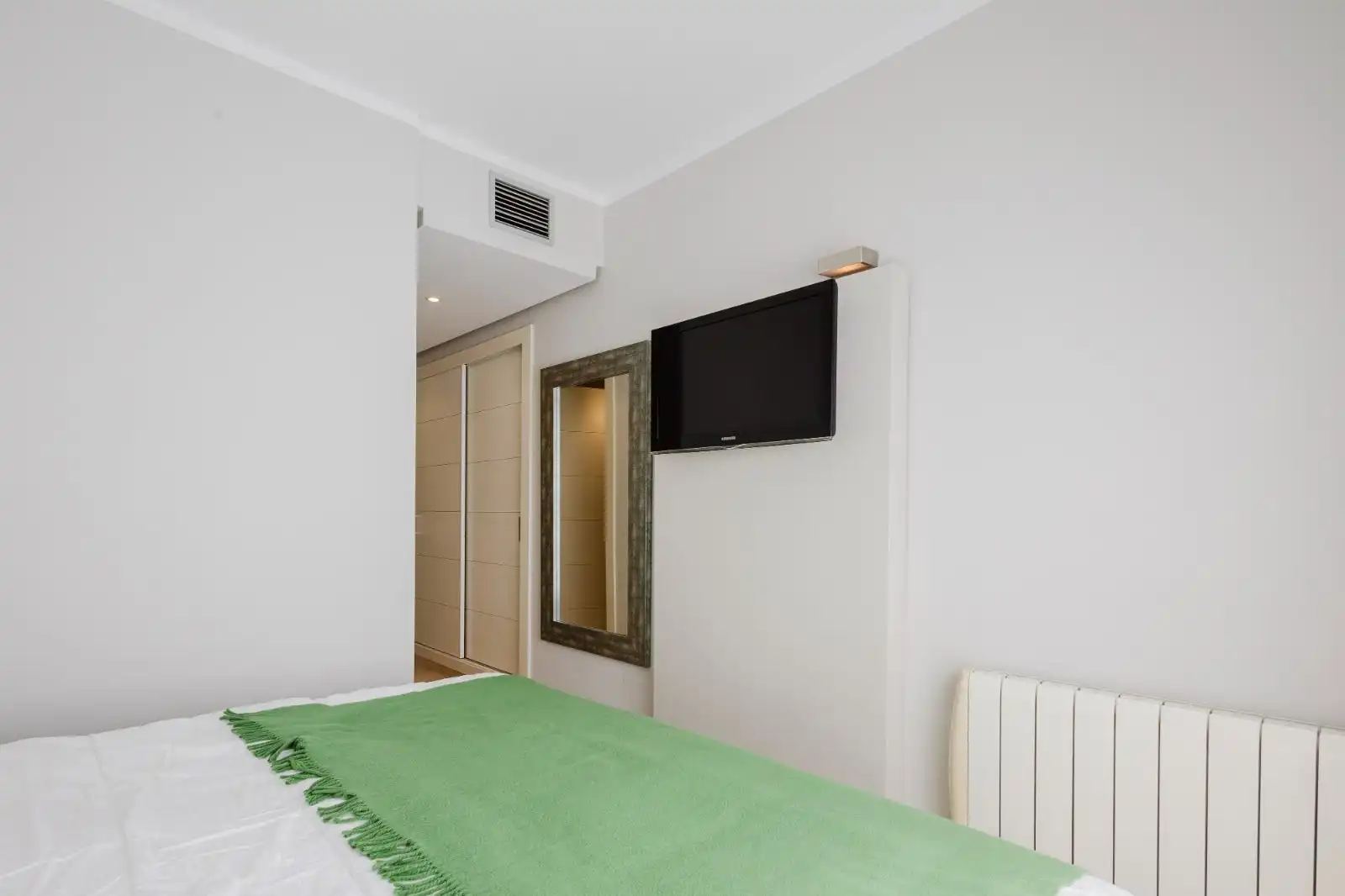 Dormitori de Apartament en venda en Orihuela amb Aire condicionat, Calefacció i Jardí privat