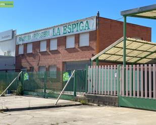 Industrial buildings to rent in Allendeduero