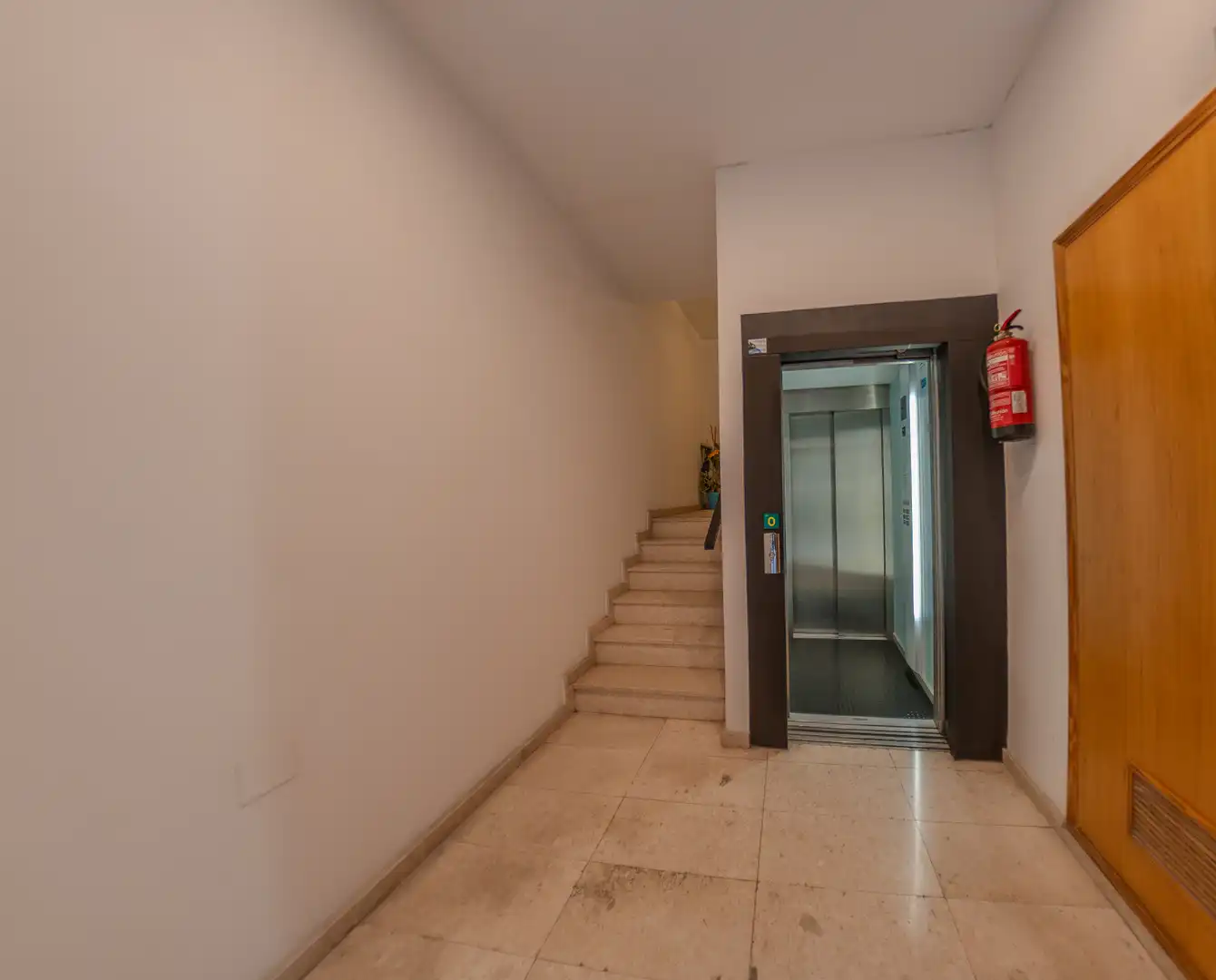 Flat for sale in Calle Marqués de Ordoño, El Carmen