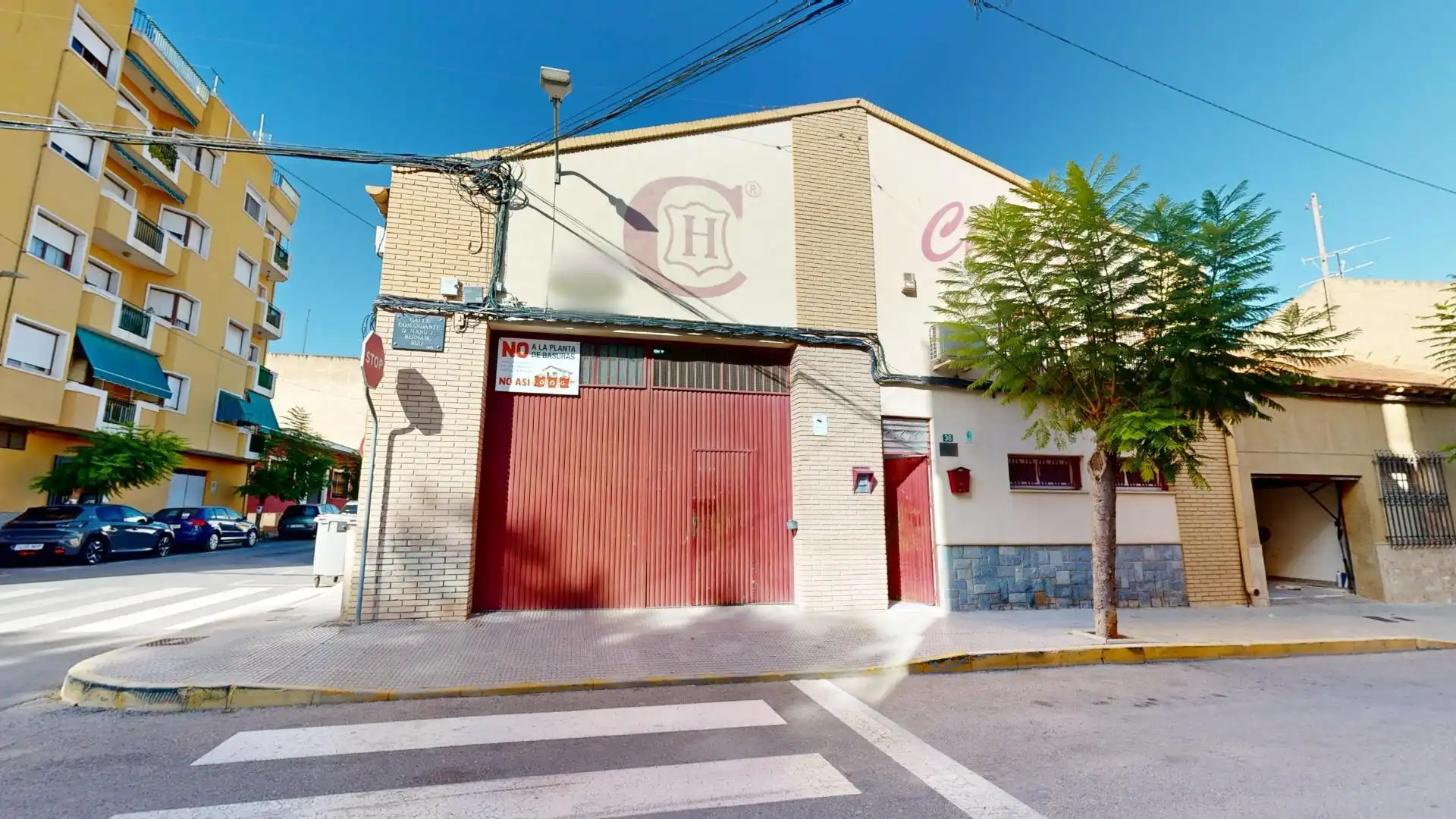 Nave industrial en venta en Calle del Comandante Bernabé, imagen 2
