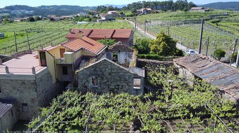 Foto 3 de Casa o chalet en venta en Rua Rial-besomaño, 17, Ribadumia, Pontevedra