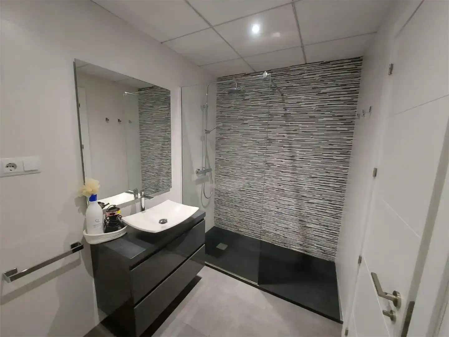 Baño de Piso en venta en Batea con Parquet y Balcón