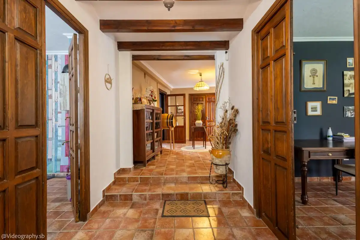 Casa adosada en venda en Valdepeñas amb Aire condicionat, Calefacció i Terrassa