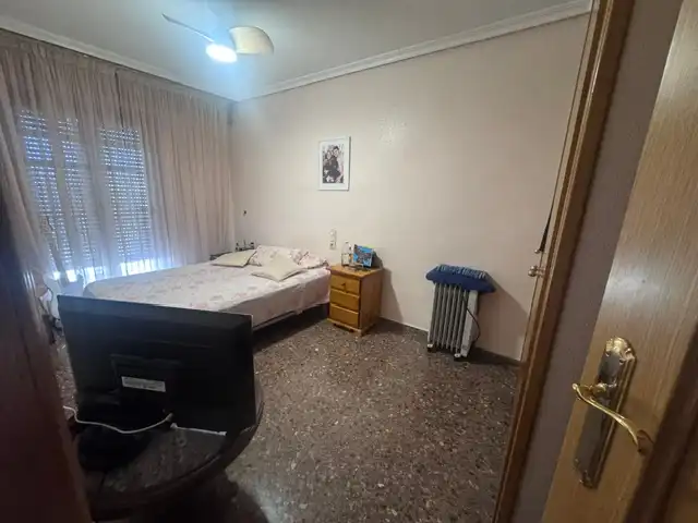 Habitación de Casa adosada en venta en Valencia con Aire acondicionado, Terraza y Trastero