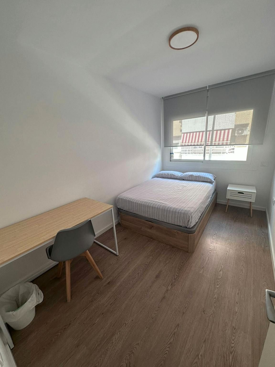 Bedroom of Flat to share in Cornellà de Llobregat  with Air Conditioner, Heating and Furnished