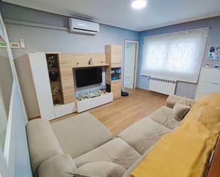 Living room of Single-family semi-detached for sale in Palencia Capital