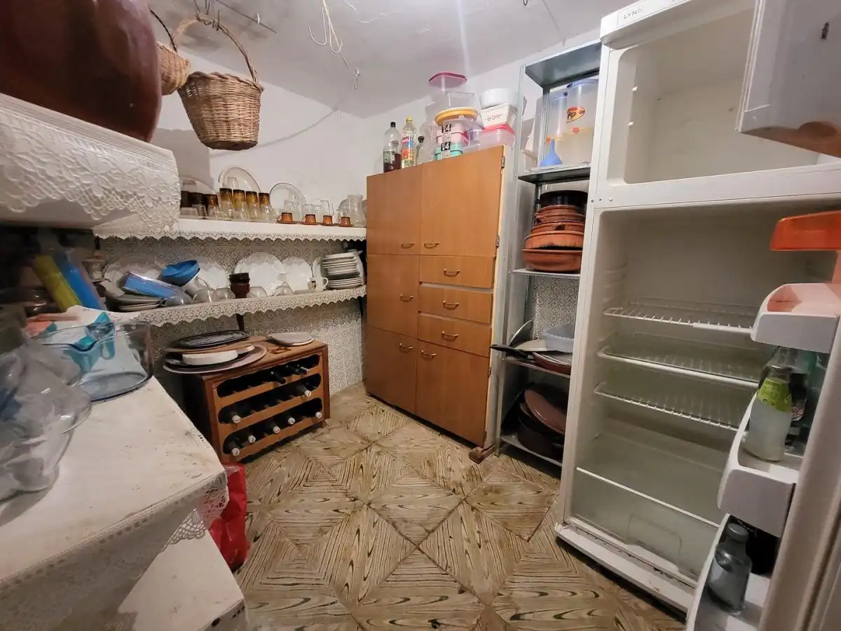 Cuina de Casa o xalet en venda en Sisante amb Piscina