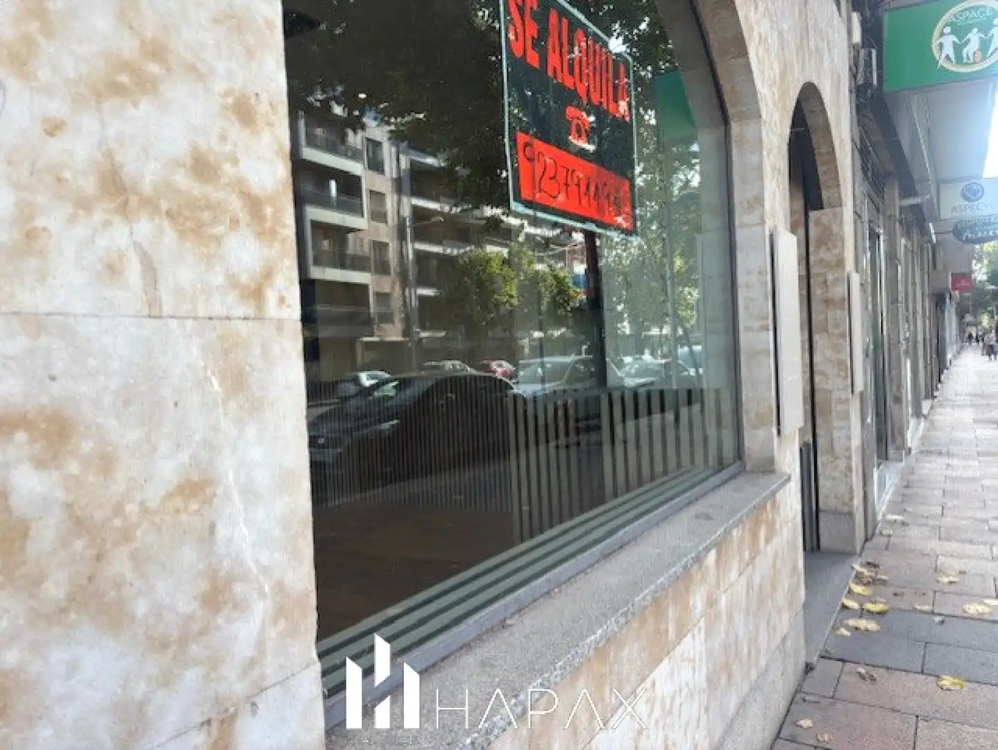 Vista exterior de Local de lloguer en Salamanca