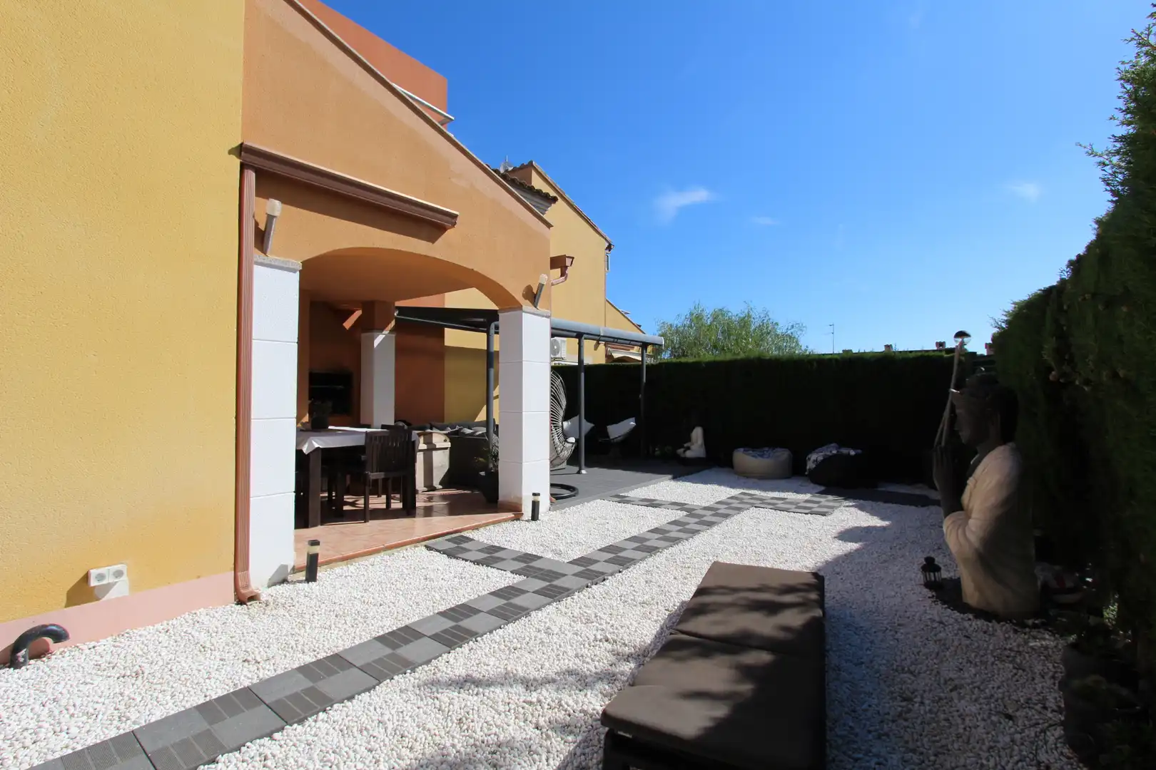 Terraza de Casa adosada en venta en Mont-roig del Camp con Aire acondicionado, Jardín privado y Amueblado