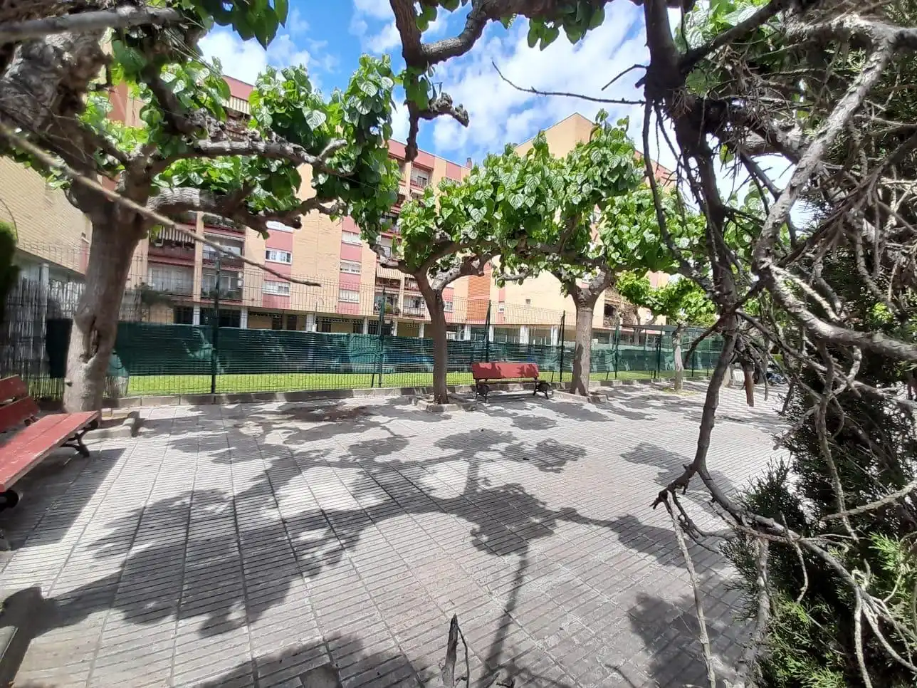 Vista exterior de Pis en venda en Tarragona amb Calefacció, Jardí privat i Terrassa