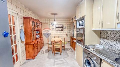 Foto 4 de Piso en venta en Praza de Isabel a Católica, Plaza España - Corte Inglés, Pontevedra