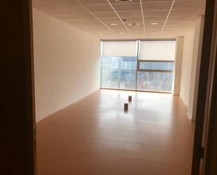 Office for sale in Rubí  with Air Conditioner, Furnished and Internet