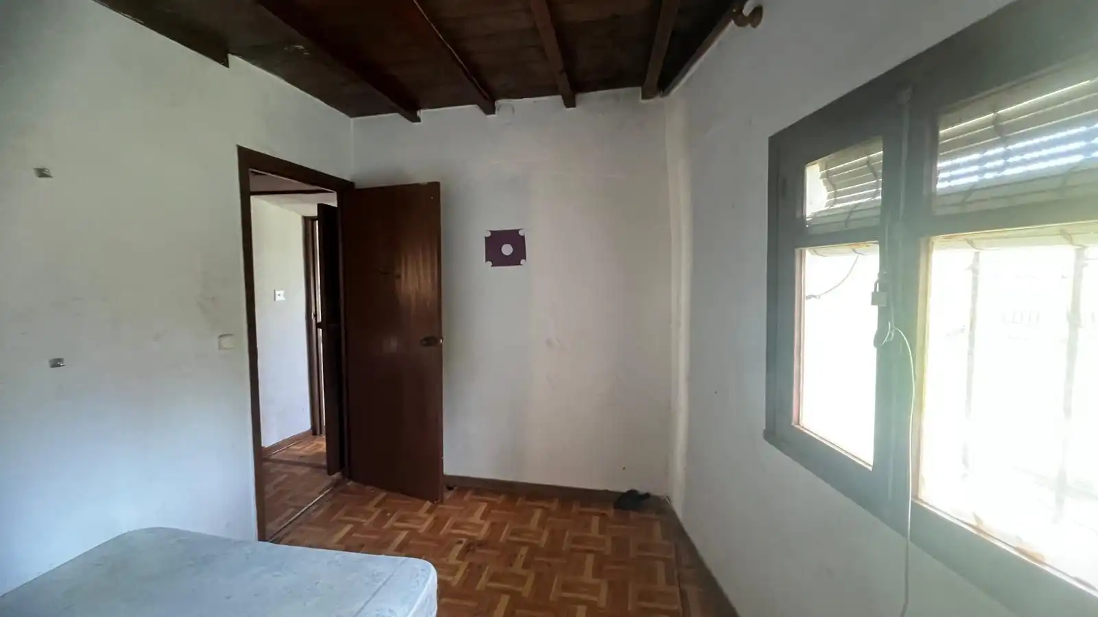 Bedroom of Houses for sale in Cangas de Onís