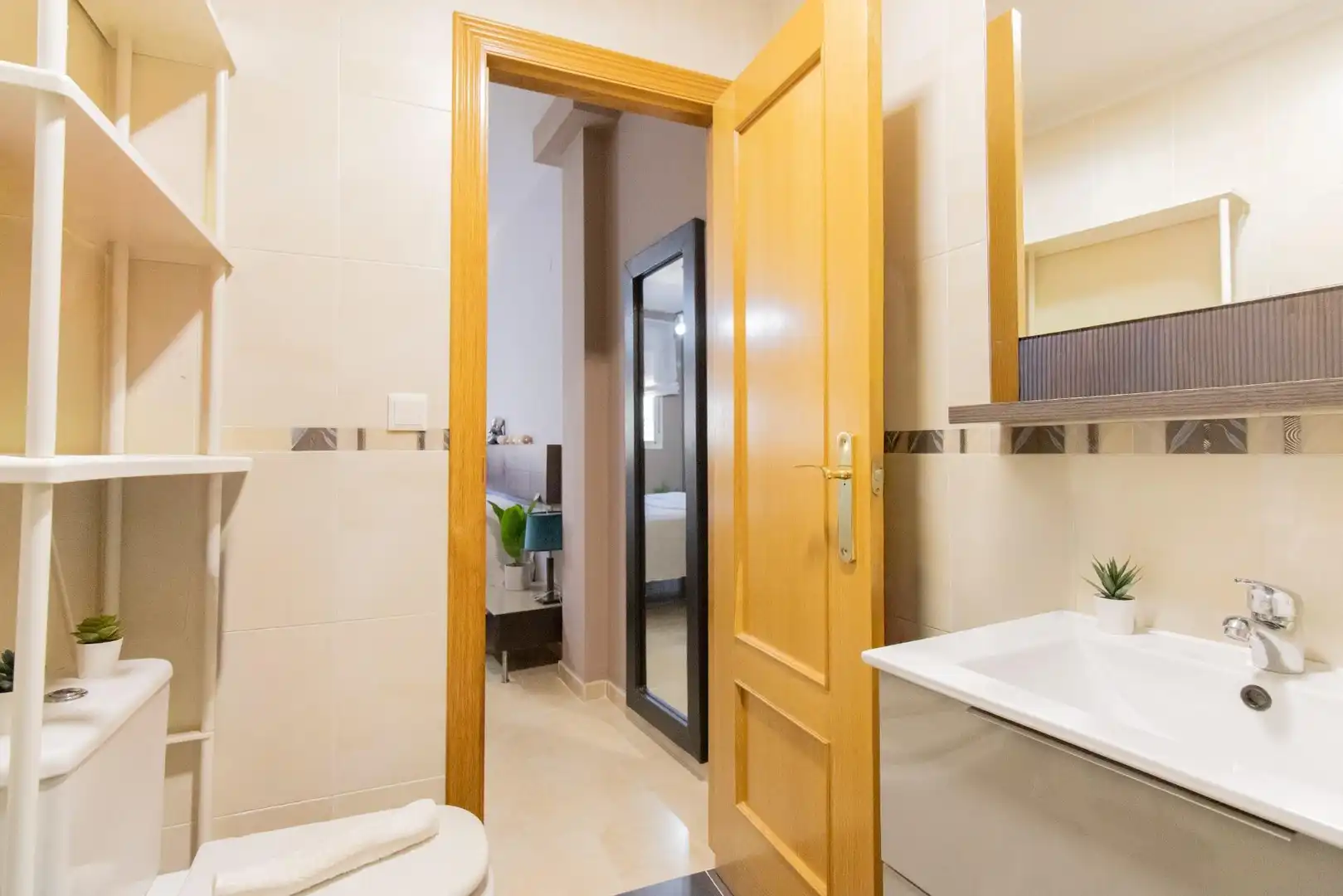 Bathroom of Flat for sale in Sagunto / Sagunt  with Heating and Storage room
