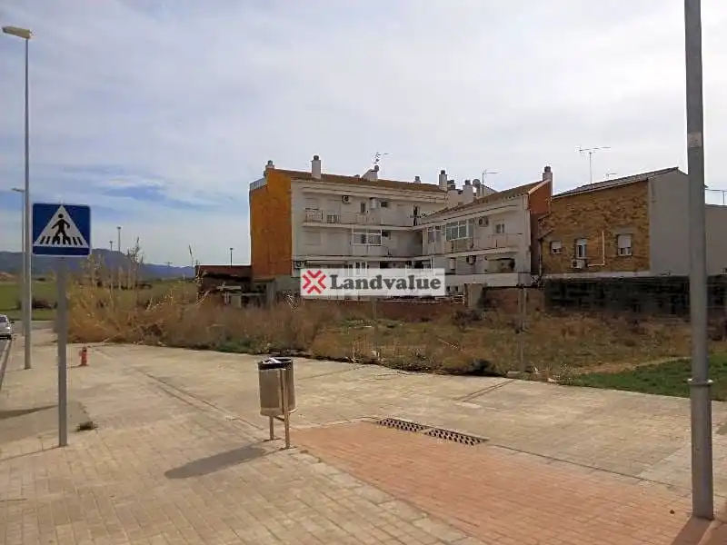 Grundstücke und Bauplätze zum Verkauf in C/ LLEIDA, 37 Esq. C/ BARCELONA, imagen 2