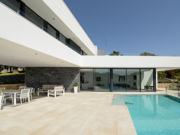 Casa amb balcó en venda a Javea