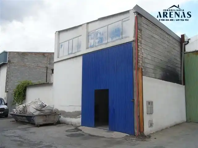 Vista exterior de Nau industrial en venda en Chauchina