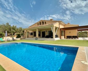 Swimming pool of Country house to rent in  Palma de Mallorca  with Air Conditioner and Swimming Pool