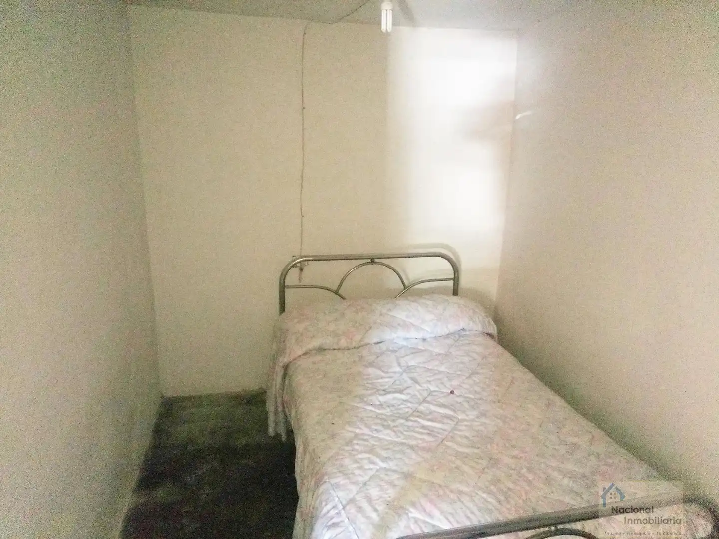 Dormitori de Casa o xalet en venda en Torre Val de San Pedro amb Calefacció, Moblat i Alarma