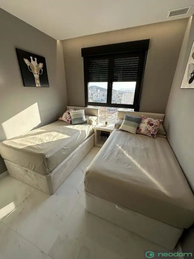 Bedroom of Flat for rent in Benidorm  with Air Conditioner, Terrace and Swimming Pool
