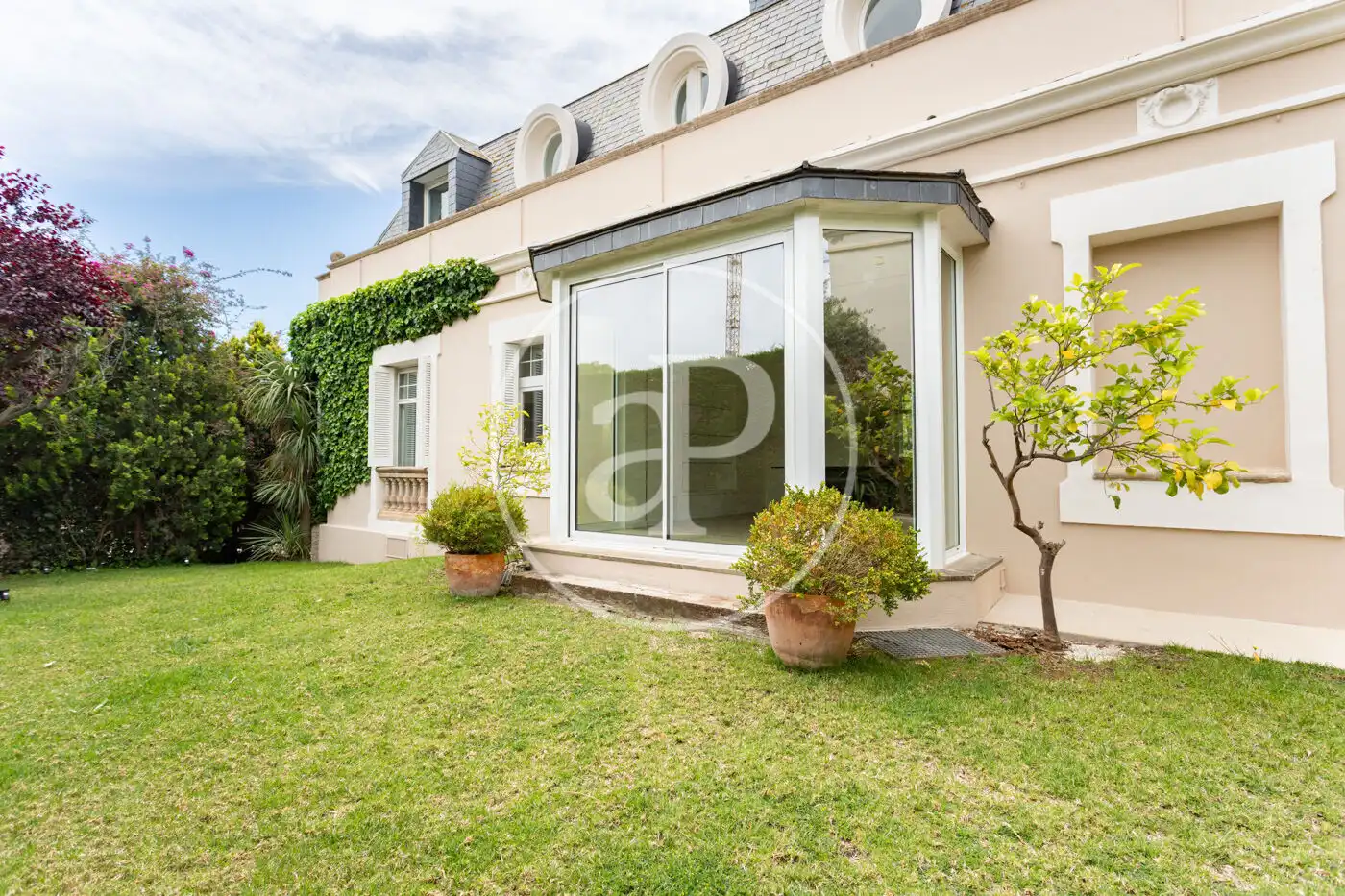 Jardín de Casa o chalet de alquiler en Barcelona con Aire acondicionado, Calefacción y Terraza