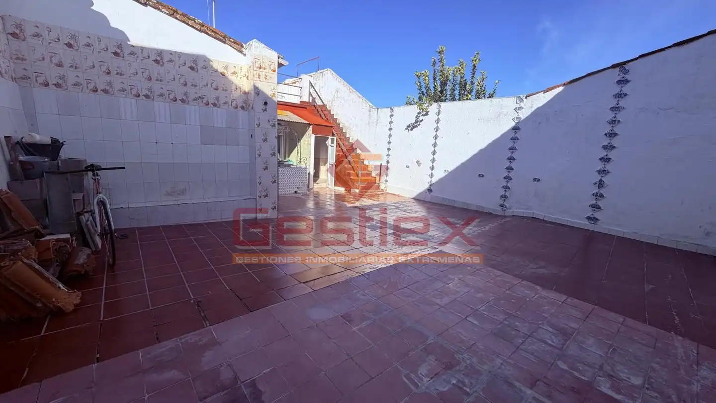 Exterior view of Houses for sale in Almendralejo