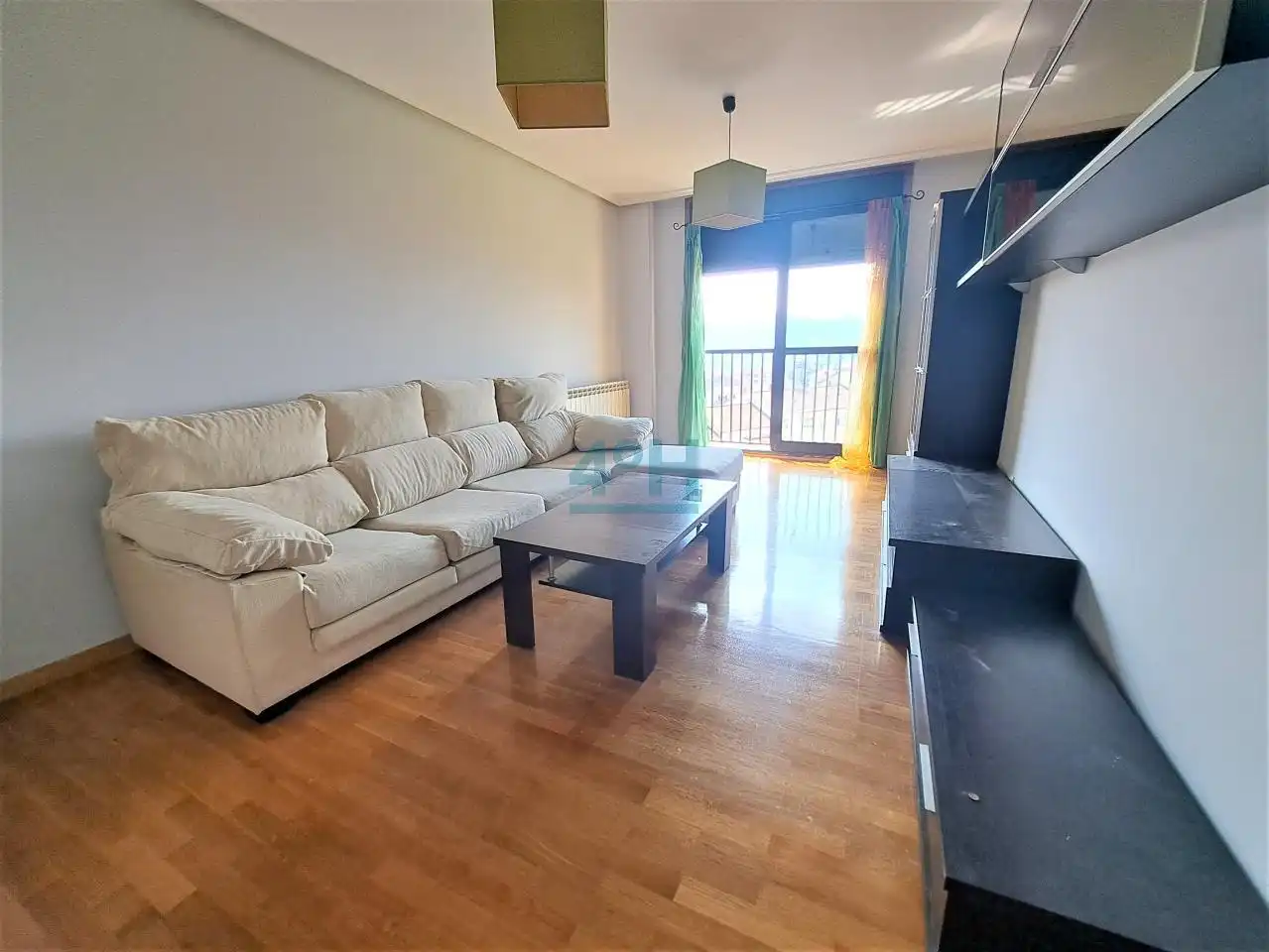 Appartement compact avec terrasse à louer à Ventiun, imagen 5