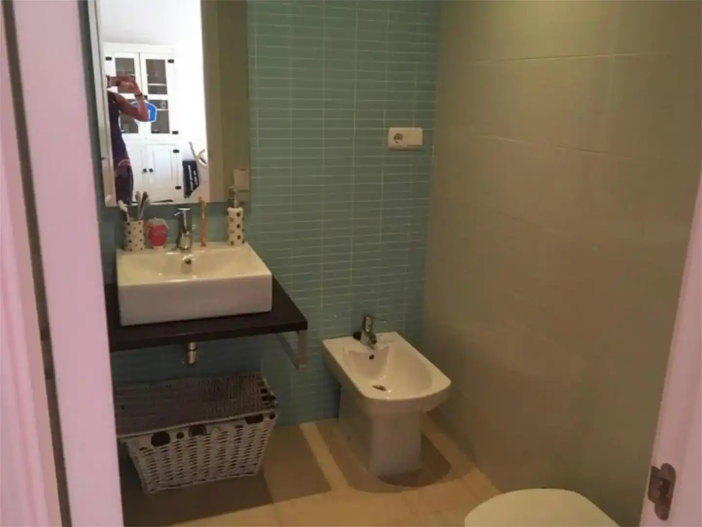 Badezimmer von Wohnung zur Miete in Rota mit Klimaanlage, Schwimmbad und Möbliert