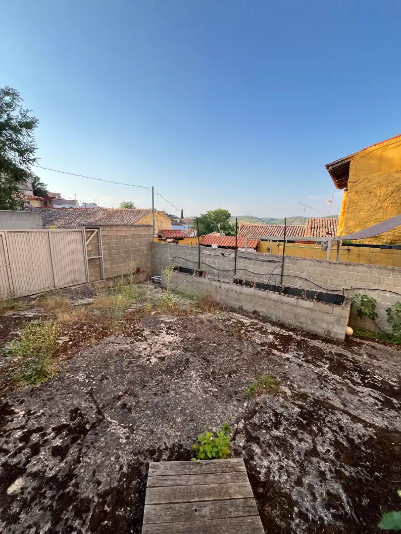 Finca rústica en venda en Cogolludo amb Jardí privat, Moblat i Balcó