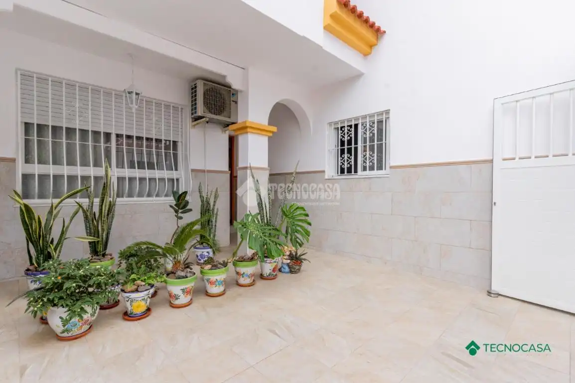 Jardín de Piso en venta en Roquetas de Mar con Aire acondicionado, Terraza y Balcón