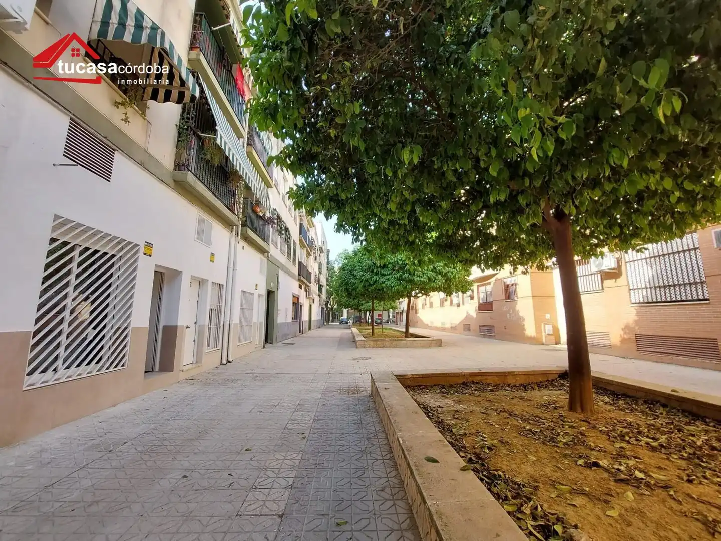 Vista exterior de Local en venda en  Córdoba Capital