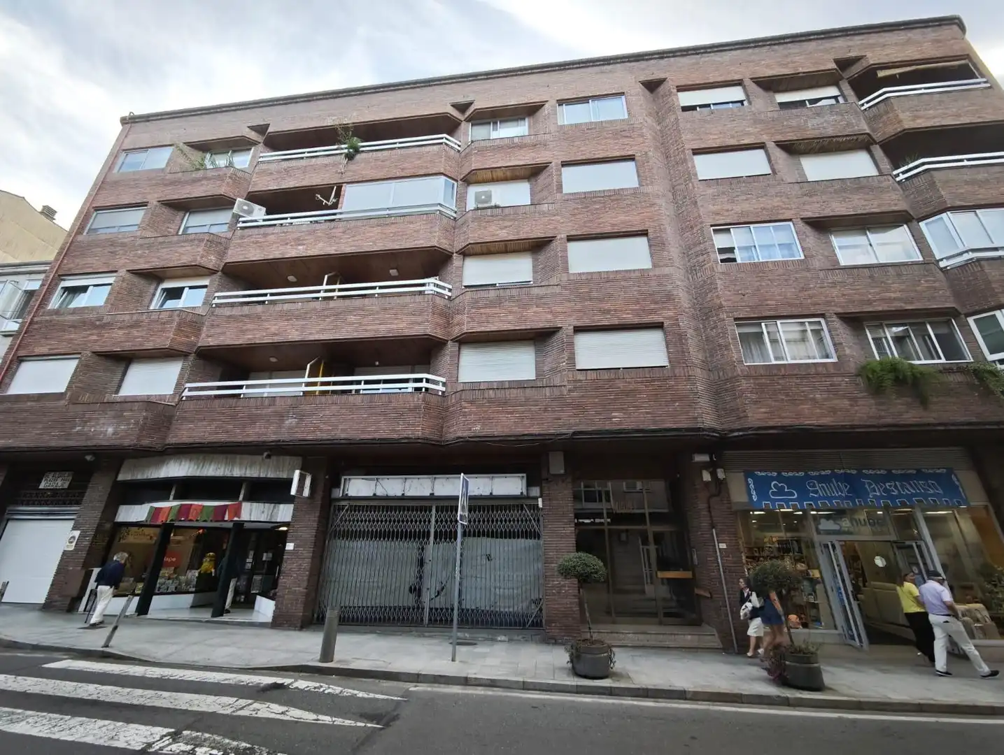 Piso con terraza en venta en Avenida RIBEIRO DO 31