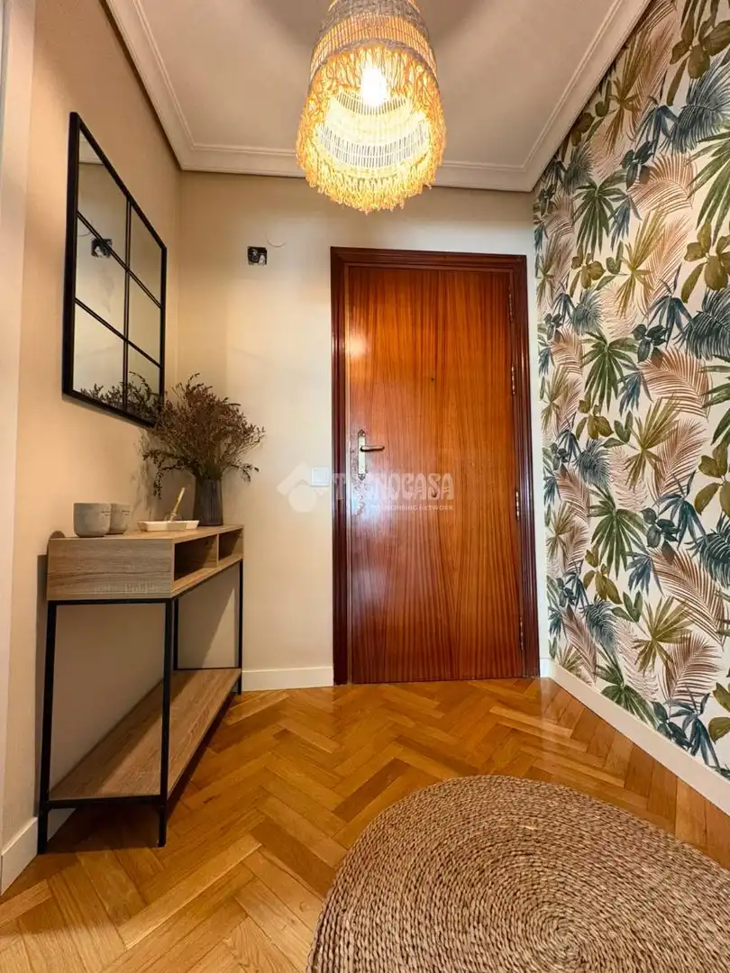 Flat for sale in Madrid  with Heating, Terrace and Furnished