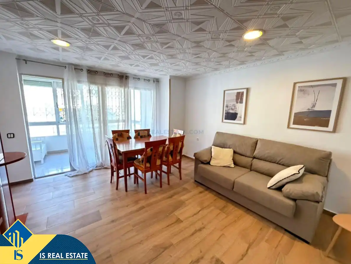 Sala d'estar de Apartament en venda en Alicante / Alacant amb Calefacció, Terrassa i Moblat