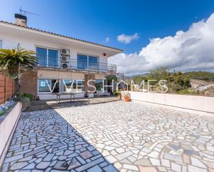 Exterior view of House or chalet for sale in Arenys de Mar  with Air Conditioner and Terrace