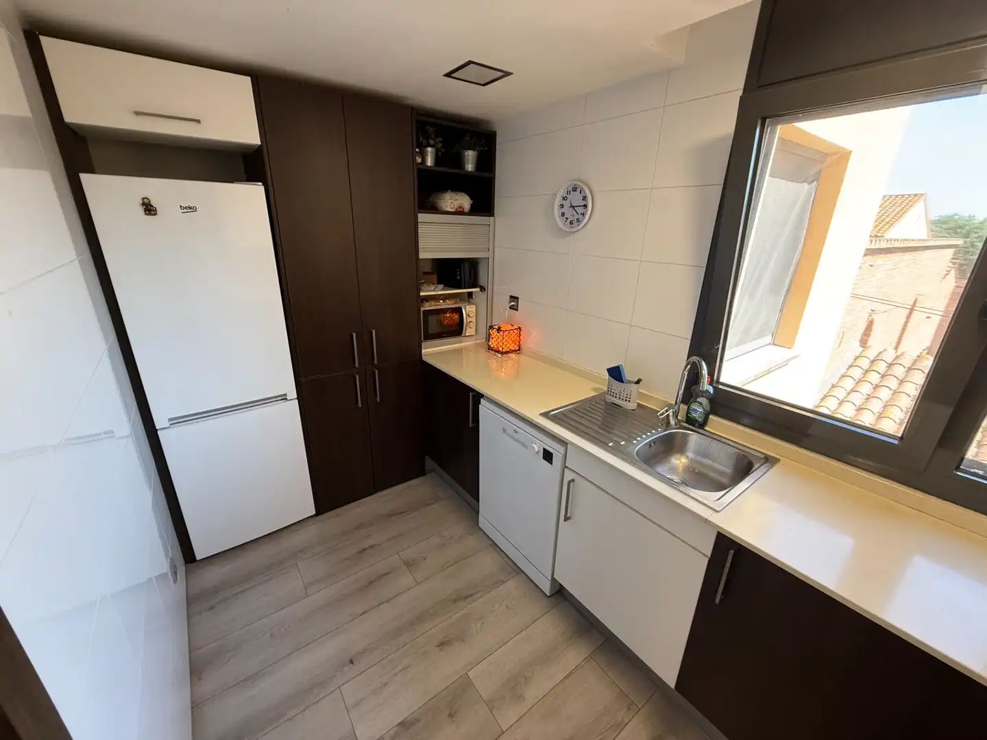 Cuina de Dúplex en venda en Santa Eulàlia de Ronçana amb Aire condicionat, Calefacció i Moblat