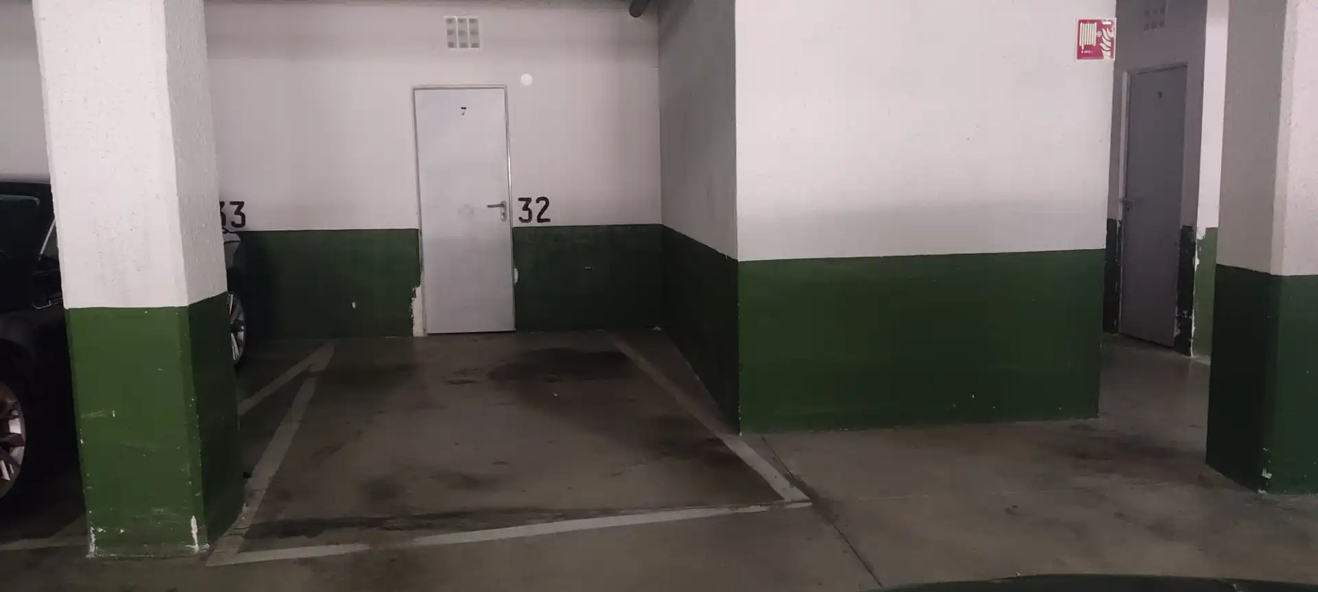 Parkplatz von Garage zum Verkauf in Vitoria - Gasteiz