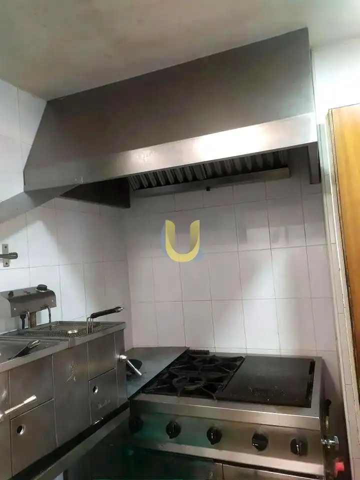 Küche von Geschaftsraum zum Verkauf in Madrid