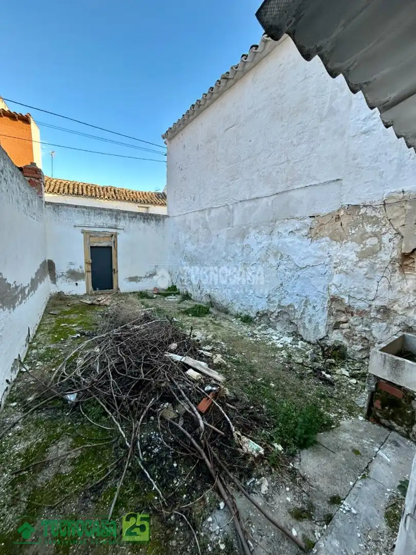 Houses for sale in Huerta de Valdecarábanos