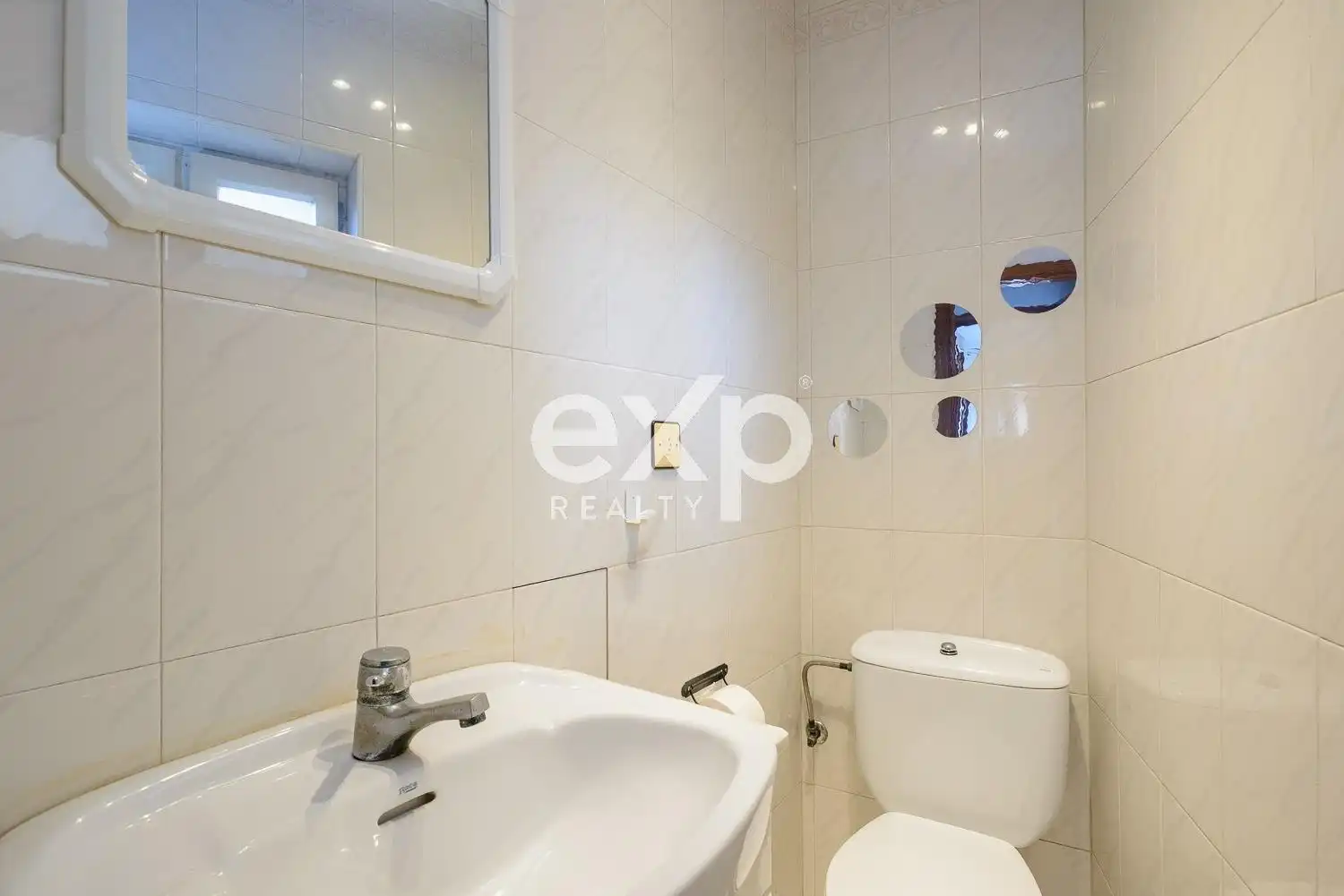 Bathroom of Flat for sale in Aller  with Heating, Terrace and Storage room