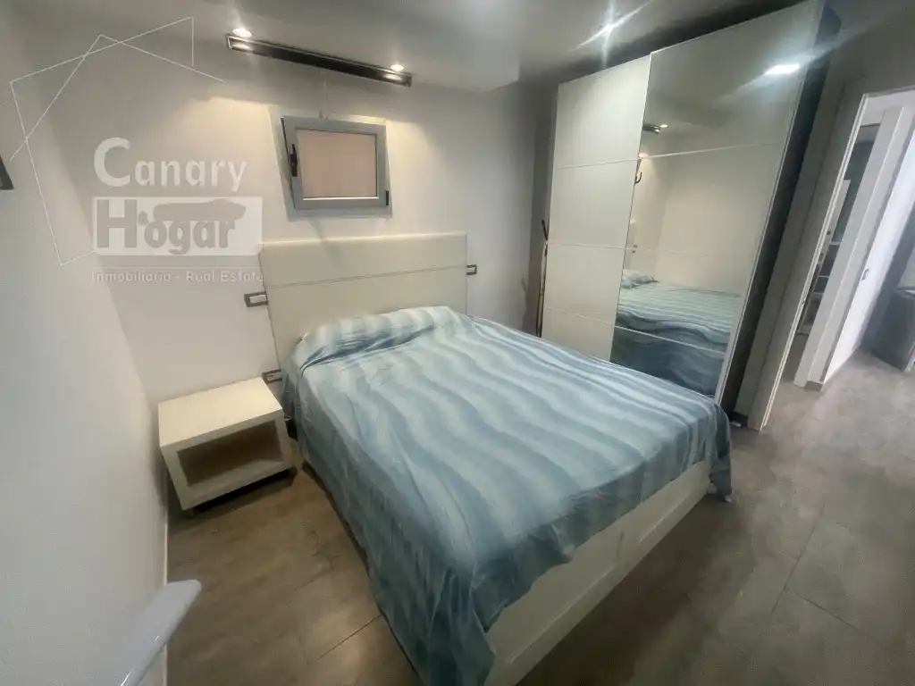 Bedroom of Apartments for sale in Arona