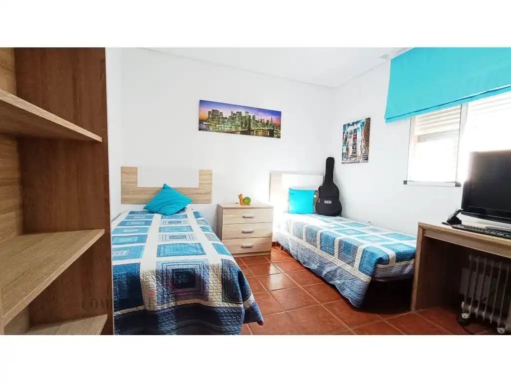 Dormitori de Casa o xalet en venda en Badajoz