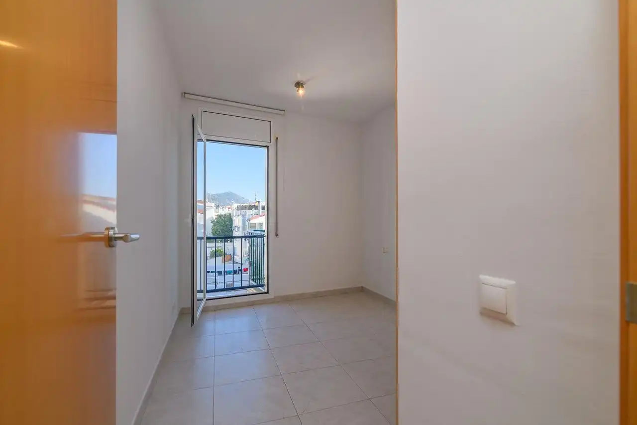 Habitación de Ático en venta en Sitges con Calefacción, Terraza y Balcón