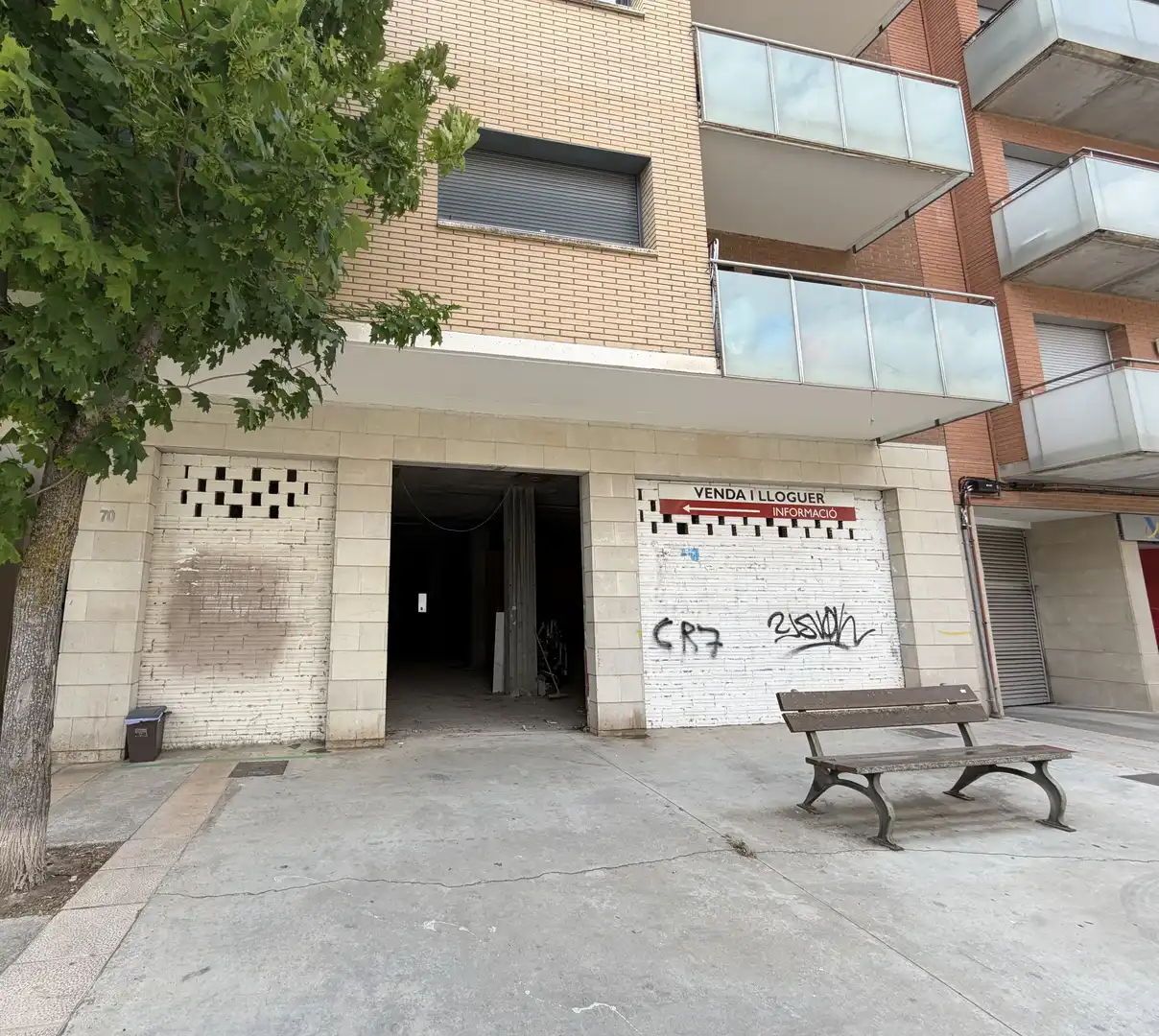 Local comercial en alquiler en de la Generalitat 70, imagen 2