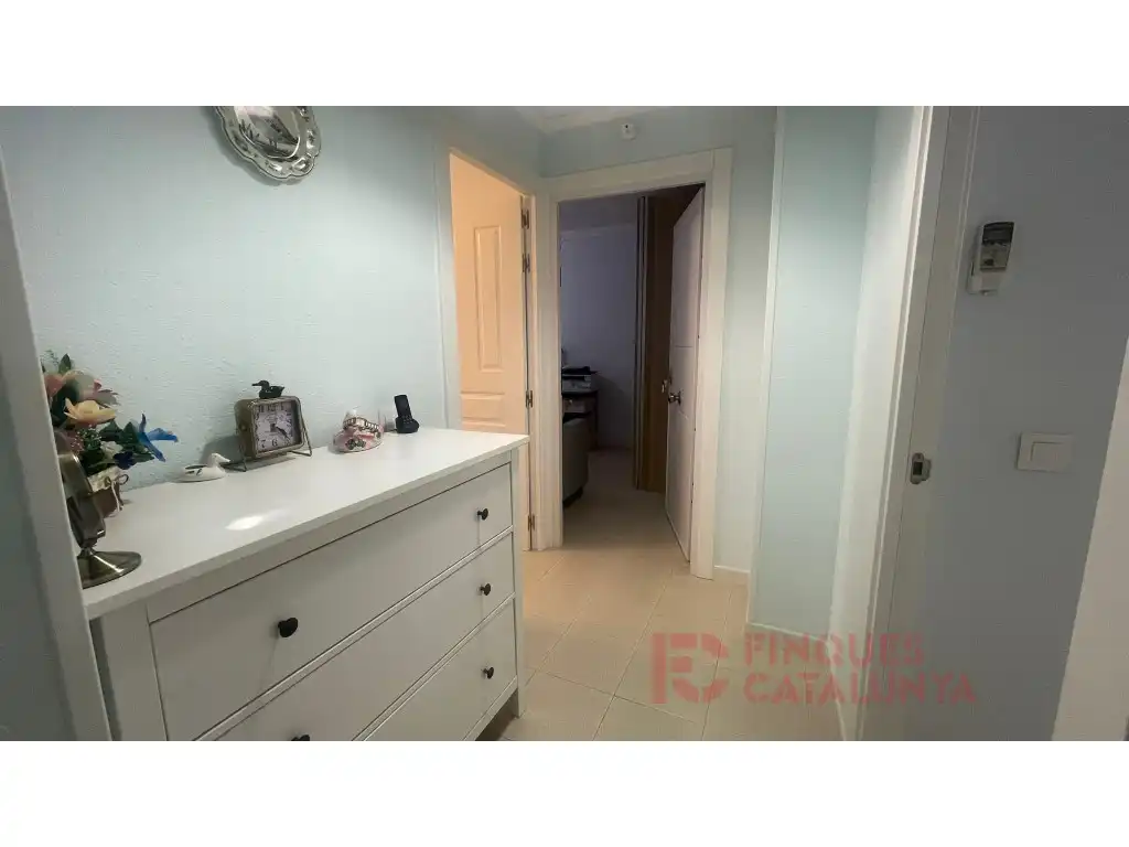 Habitación de Piso en venta en Girona con Aire acondicionado, Calefacción y Balcón