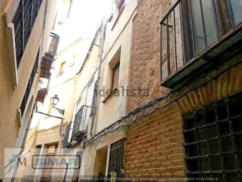 Exterior view of Single-family semi-detached for sale in  Toledo Capital